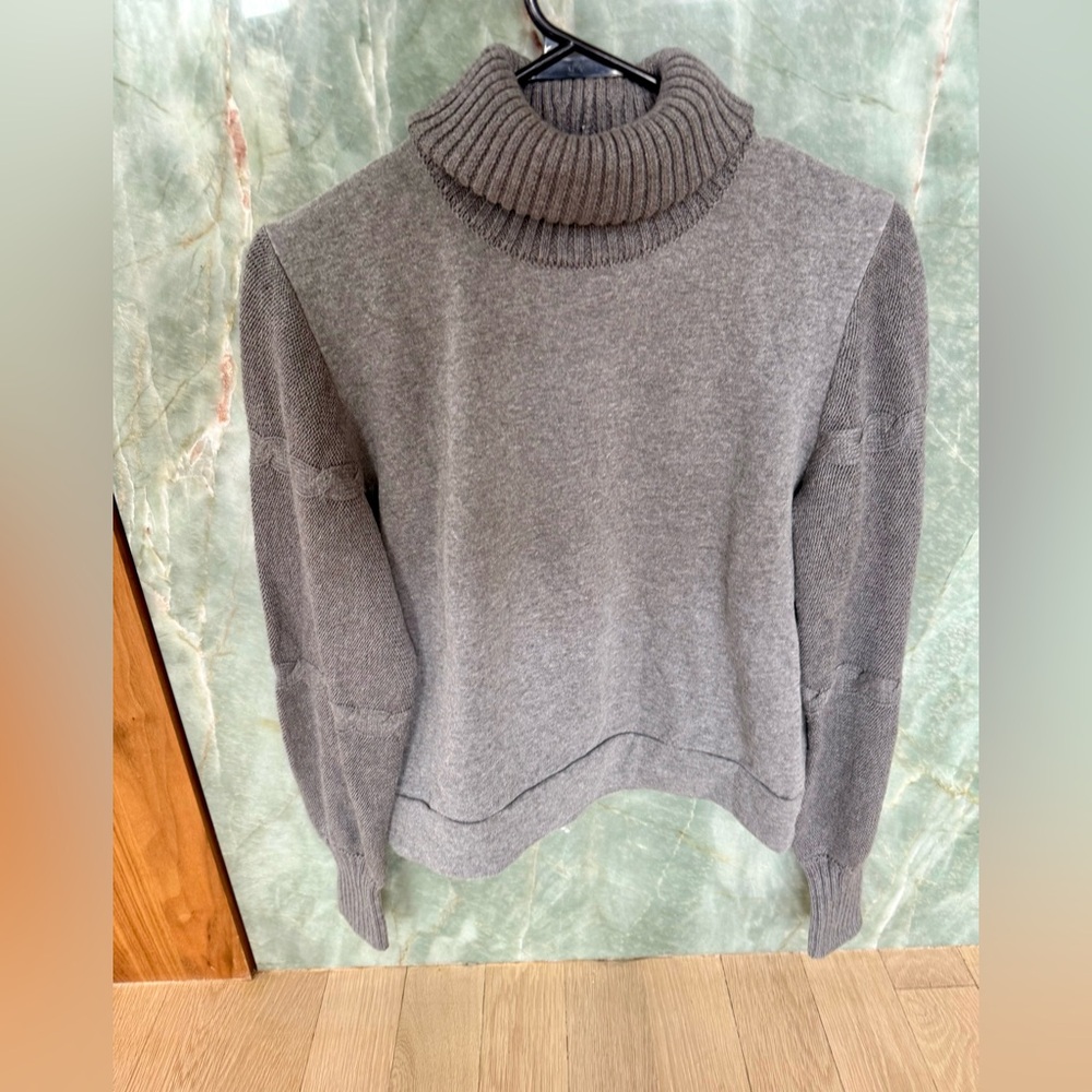 Splendid Gray Turtleneck Sweater